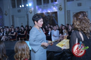 Дизайнерлар Нариман Григорян ва Лидия Андре навбатдаги либослари коллекциясининг намойишини ўтказди