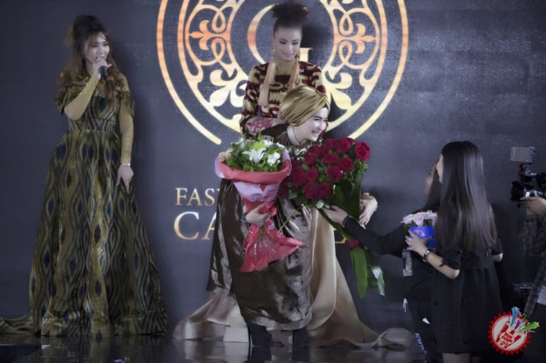 Гулчеҳра Юнусова янги либослари коллекциясини намойиш этди