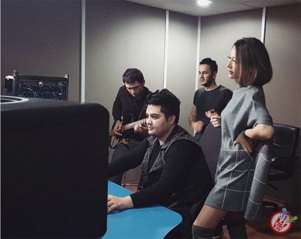 Тез кунда Лоладан янги хит  -  “Билмайсан”