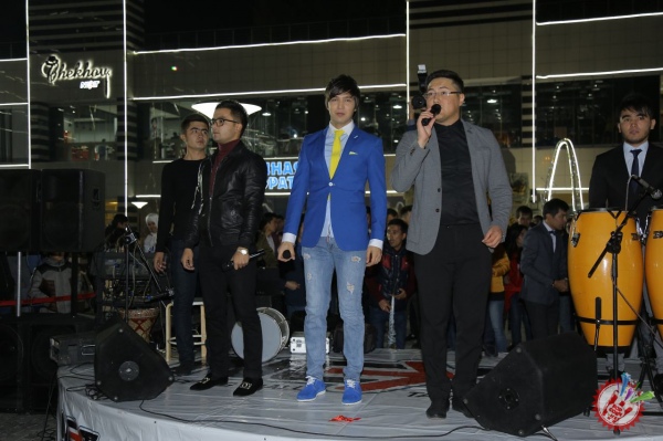 Уммон гуруҳи альбом тақдимотини ўтказди