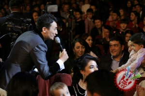 Улуғбек Раҳматуллаевнинг яккахон концерт дастуридан фоторепортаж