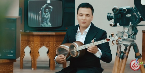 Шоу бизнес оламида янги ном Аҳад Ғиёсов