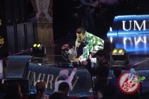 Жасур Умировнинг концерт дастуридан фоторепортаж