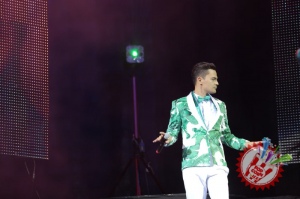 Жасур Умировнинг концерт дастуридан фоторепортаж