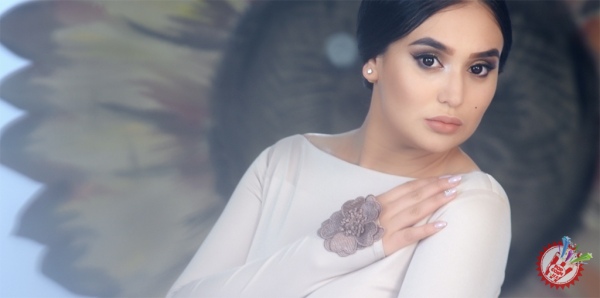 Хонанда Ҳадичадан навбатдаги тарона ва клип премьераси