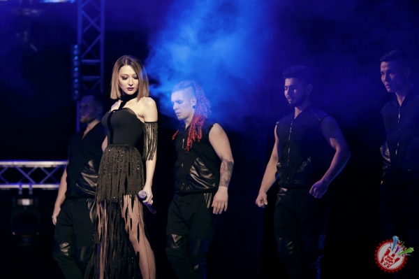 Латофатли Лоланинг концерт дастуридан фоторепортаж