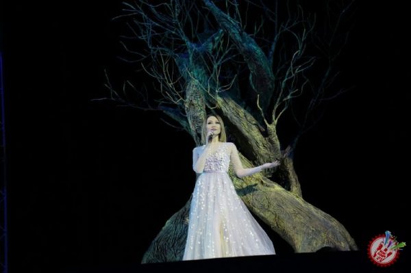 Латофатли Лоланинг концерт дастуридан фоторепортаж