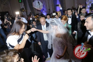 Актриса Шаҳзода Матчанованинг тўйидан фоторепoртаж