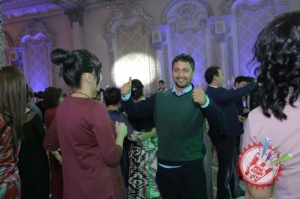 Актриса Шаҳзода Матчанованинг тўйидан фоторепoртаж