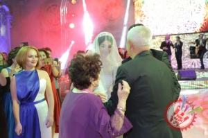 Актриса Шаҳзода Матчанованинг тўйидан фоторепoртаж