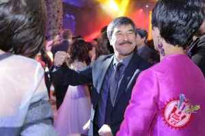 Актриса Шаҳзода Матчанованинг тўйидан фоторепoртаж