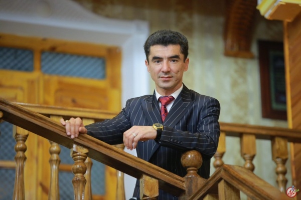 Абдулла Қурбонов навбатдаги қўшиғини намойиш этди
