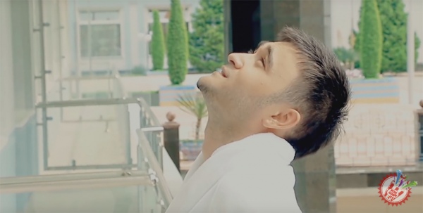 Шоҳруҳхоннинг сирли дуэти интернет оламида пайдо бўлди