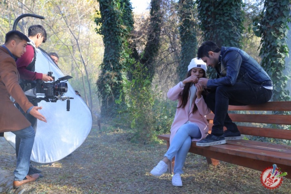 Сарвар ва Комилдан янги тарона премьераси – “Айт”