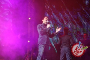 Сардор Мамадалиевнинг концерт дастуридан фоторепортаж