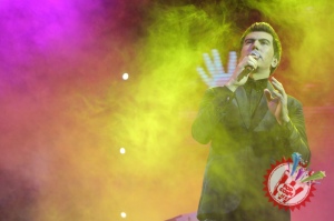 Сардор Мамадалиевнинг концерт дастуридан фоторепортаж