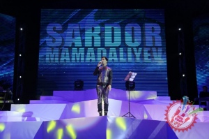 Сардор Мамадалиевнинг концерт дастуридан фоторепортаж