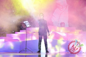 Сардор Мамадалиевнинг концерт дастуридан фоторепортаж