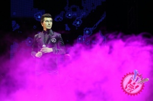 Сардор Мамадалиевнинг концерт дастуридан фоторепортаж