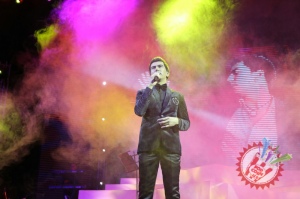 Сардор Мамадалиевнинг концерт дастуридан фоторепортаж