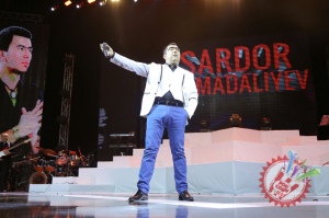 Сардор Мамадалиевнинг концерт дастуридан фоторепортаж