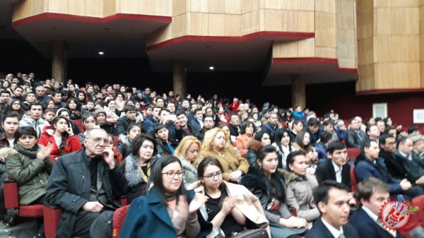 «Устюртга йўл» фильмининг премьерасидан