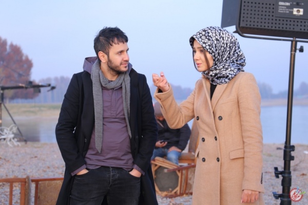 Сарвар ва Комилдан кутилган клип намойиши