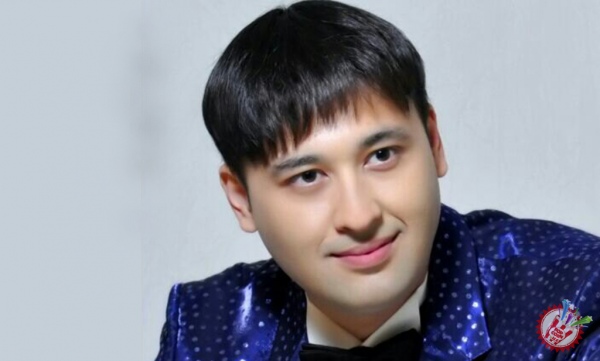 Хонанда Фирдавс Заҳириддин Муҳаммад Бобурнинг “Қаро сочинг” ғазалини куйга солди