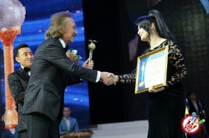 “ЭЪТИРОФ” МУКОФОТИНИ ТОПШИРИШ МАРОСИМИ БЎЛИБ ЎТДИ