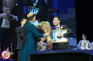 “ЭЪТИРОФ” МУКОФОТИНИ ТОПШИРИШ МАРОСИМИ БЎЛИБ ЎТДИ