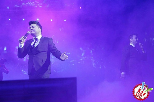 Сарвар ва Комилнинг “Бир муҳаббат қиссаси” номли концертидан фоторепортаж