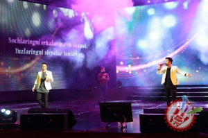 Сарвар ва Комилнинг “Бир муҳаббат қиссаси” номли концертидан фоторепортаж