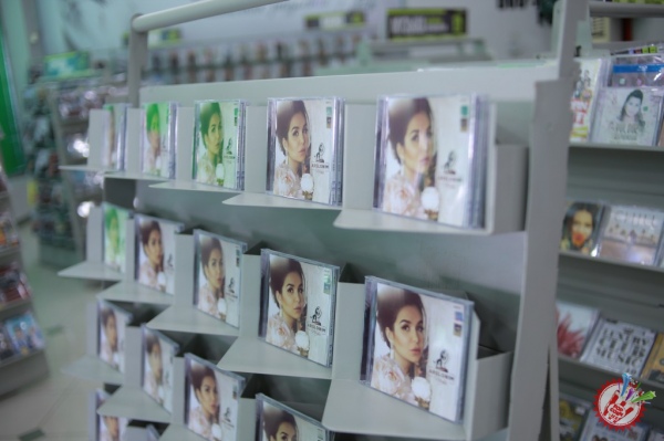 Нилуфар Усмонова “Арслоним” номли янги альбом тақдимотини ўтказди