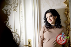 Нилуфар Усмонова “Дадасини қизи” қўшиғи учун видеоклип суратга олдирди