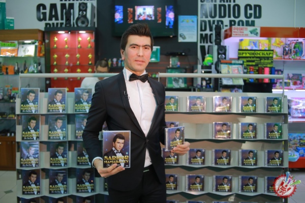 Сардор Мамадалиев «Ота-она дуоси» номли альбом тақдимотини ўтказди