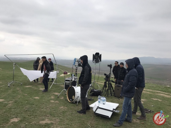 Бунёдбек Саидов ваъда қилган қўшиғи учун видеоклип суратга олдирди