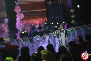 10 йил соғинтирган Юлдуз Усмонова яккахон концерт дастурини намойиш этмоқда