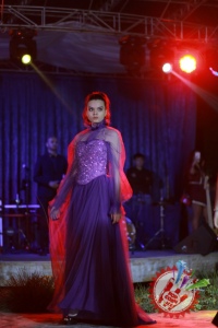 Муниса Ризаева ўзи яратган либослари тўпламининг тадимотини ўтказди (Фоторепортаж)