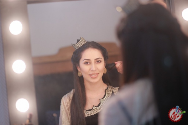 Каниза янги фильм учун саундтрек куйлади