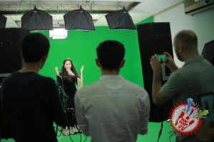 Каниза янги фильм учун саундтрек куйлади