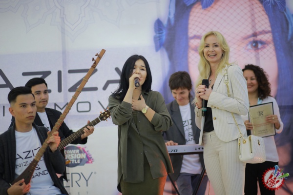 Азиза Низамова альбом тақдимотини ўтказди