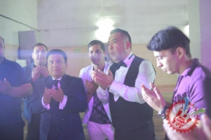 Муродбек Қиличeв етти йиллик танаффусдан сўнг яккахон концерт дастурини тақдим қилди