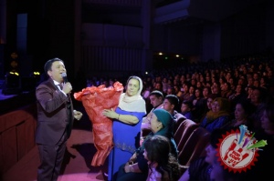 Муродбек Қиличeв етти йиллик танаффусдан сўнг яккахон концерт дастурини тақдим қилди