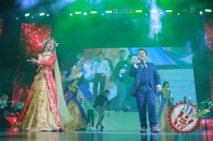 Муродбек Қиличeв етти йиллик танаффусдан сўнг яккахон концерт дастурини тақдим қилди