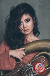 Ситора Алимжонова кутилмаган образда намоён бўлди