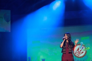 Мафтункор Шаҳзоданинг яккахон дастурининг илк кунидан фоторепортаж