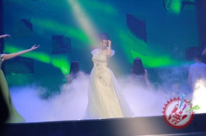 Мафтункор Шаҳзоданинг яккахон дастурининг илк кунидан фоторепортаж