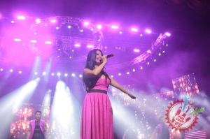 Мафтункор Шаҳзоданинг яккахон дастурининг илк кунидан фоторепортаж