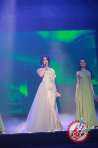 Мафтункор Шаҳзоданинг яккахон дастурининг илк кунидан фоторепортаж