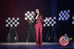 Мафтункор Шаҳзоданинг яккахон дастурининг илк кунидан фоторепортаж